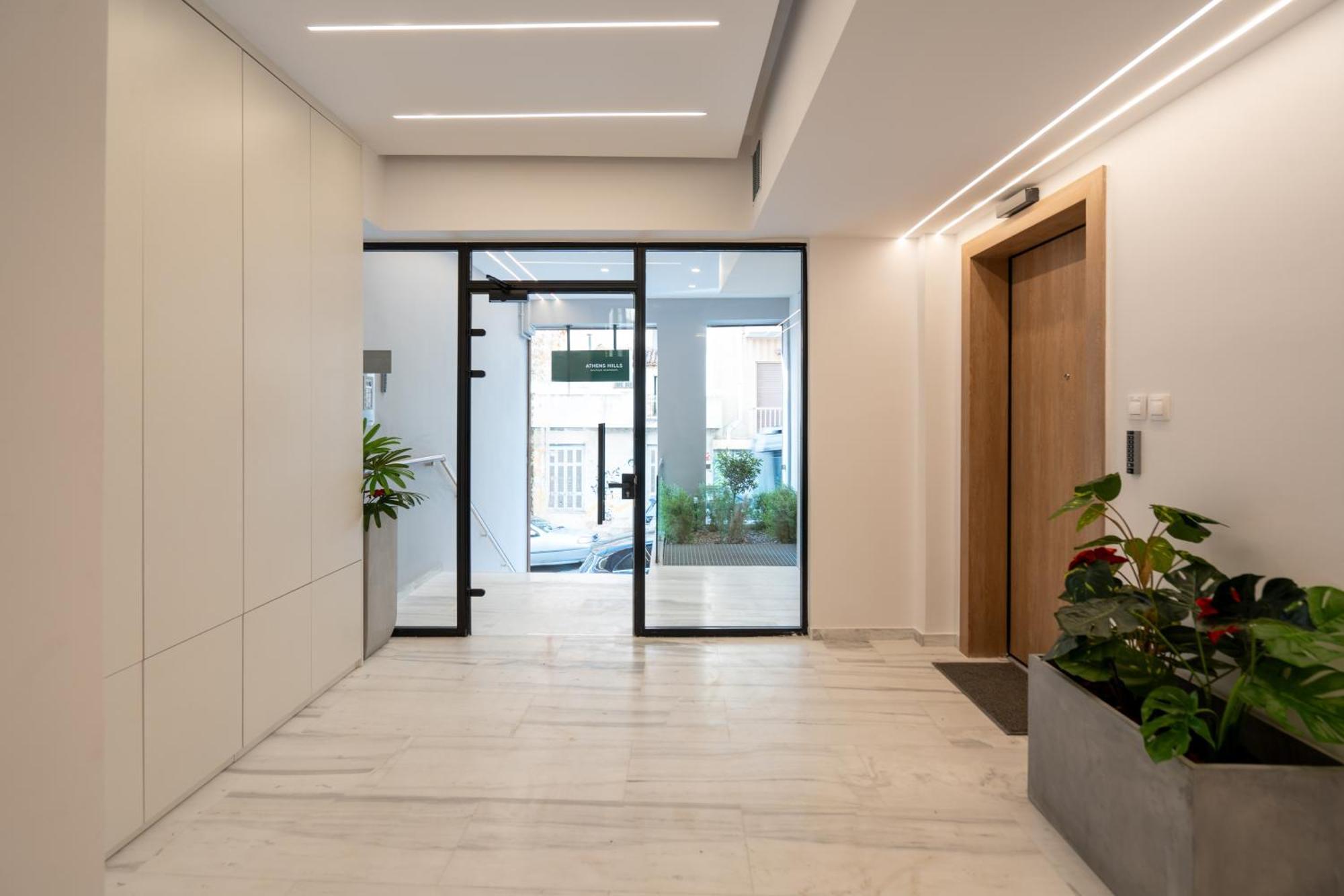 Seven Hills, Boutique Apartments Атина Екстериор снимка
